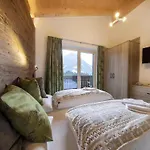 Mountain Wellness In Neukirchen Dağ evi *
