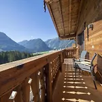 Dağ evi Mountain Wellness In Neukirchen *