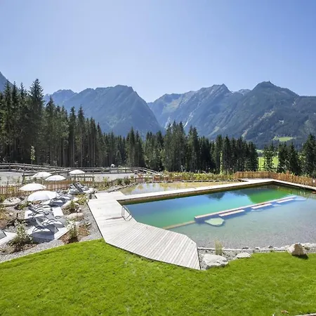 Alpstuga Mountain Wellness In Neukirchen