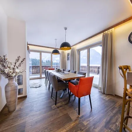 Chalet Mountain Wellness In Neukirchen *