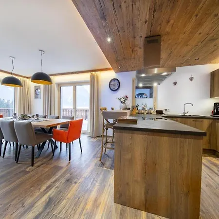 Alpstuga Mountain Wellness In Neukirchen Neukirchen am Großvenediger