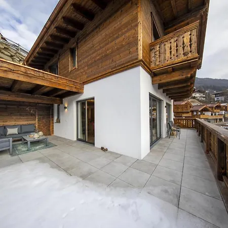 Mountain Wellness In Neukirchen Chalet *