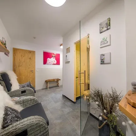 Chalet Mountain Wellness In Neukirchen Neukirchen am Großvenediger