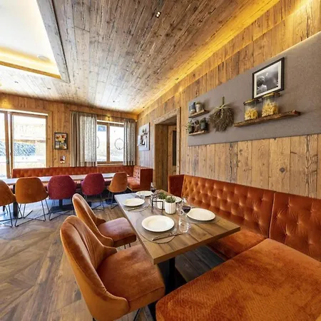 Alpstuga Mountain Wellness In Neukirchen Neukirchen am Großvenediger