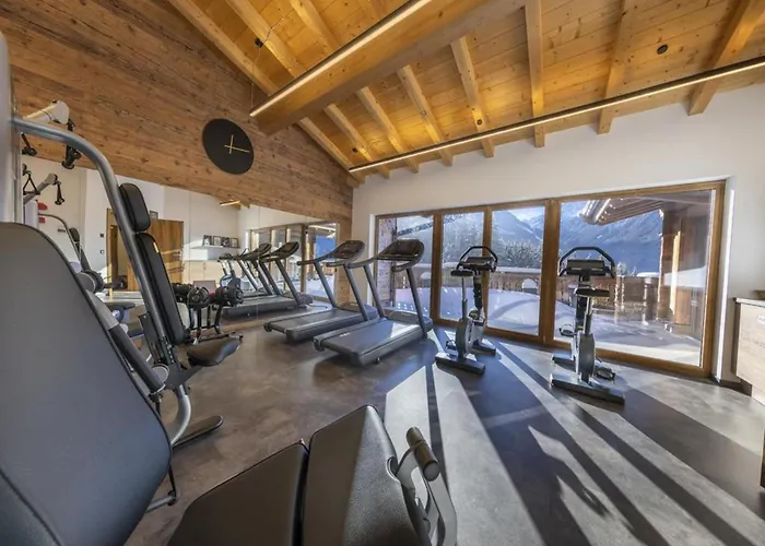 Mountain Wellness In Neukirchen Chalet *