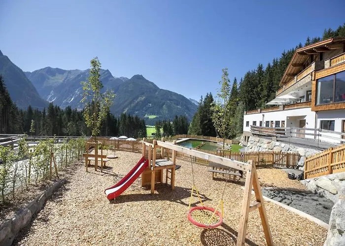 Chalet Mountain Wellness In Neukirchen Neukirchen am Grossvenediger
