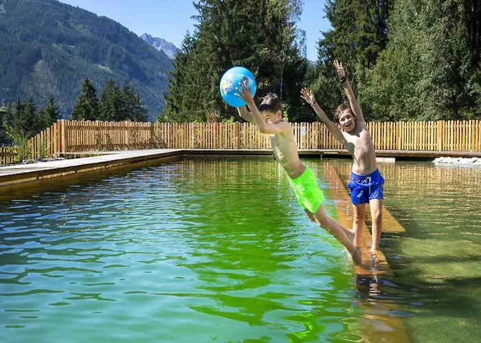Chalet Mountain Wellness In Neukirchen *